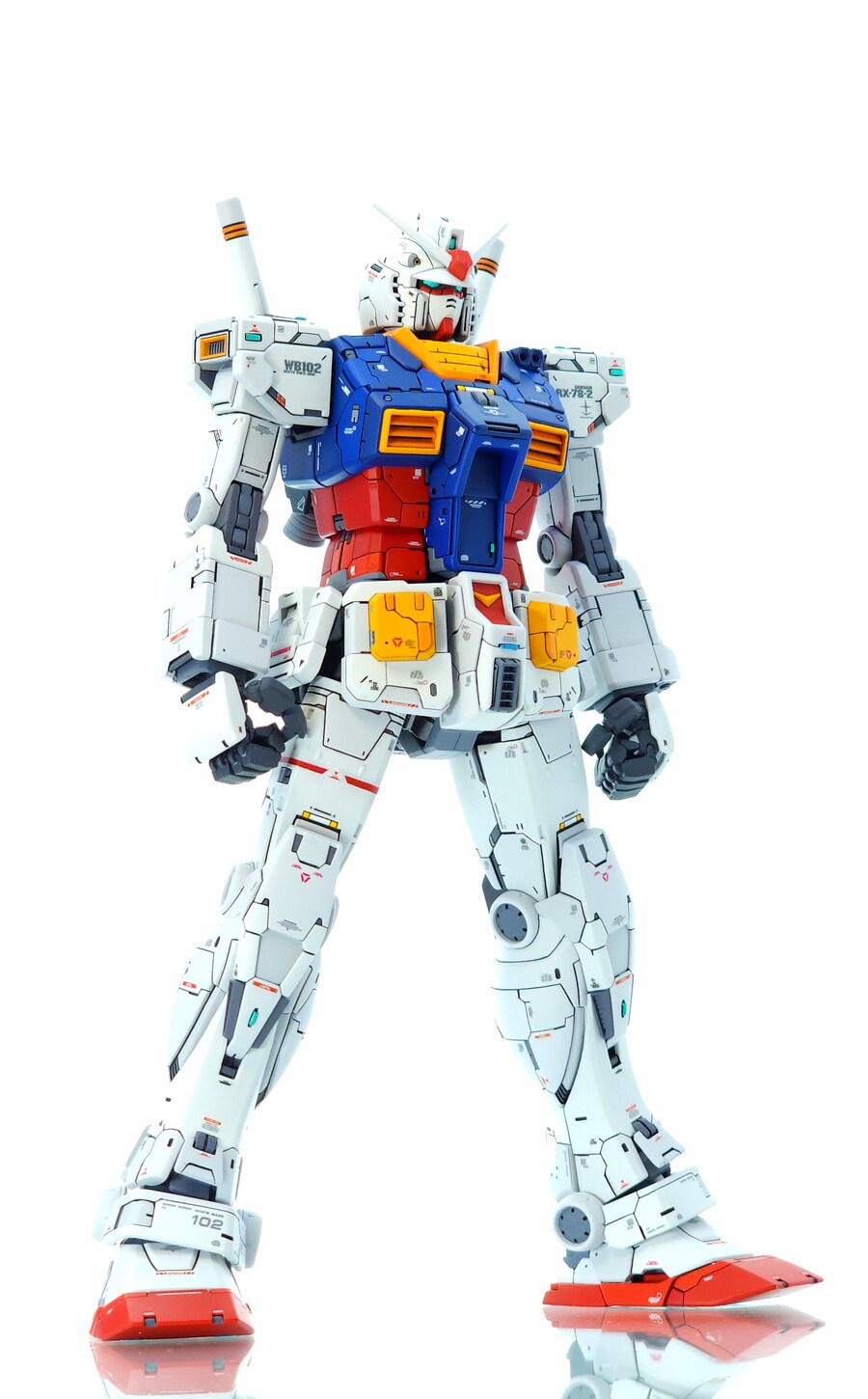 MG 홍오리진 RX-78-02 퍼스트 건담 완성했습니다🔥_10.jpg
