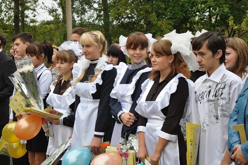 소련시절 러시아 여학생들의 교복_8.jpg