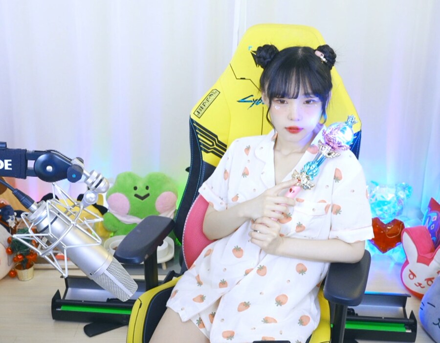 새봄TV] 공포게임(시청자 참여)+우주 외계인 병원 운영게임_1.png