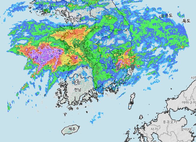 장마) 어마무시한게 충청도로 접근중_1.png