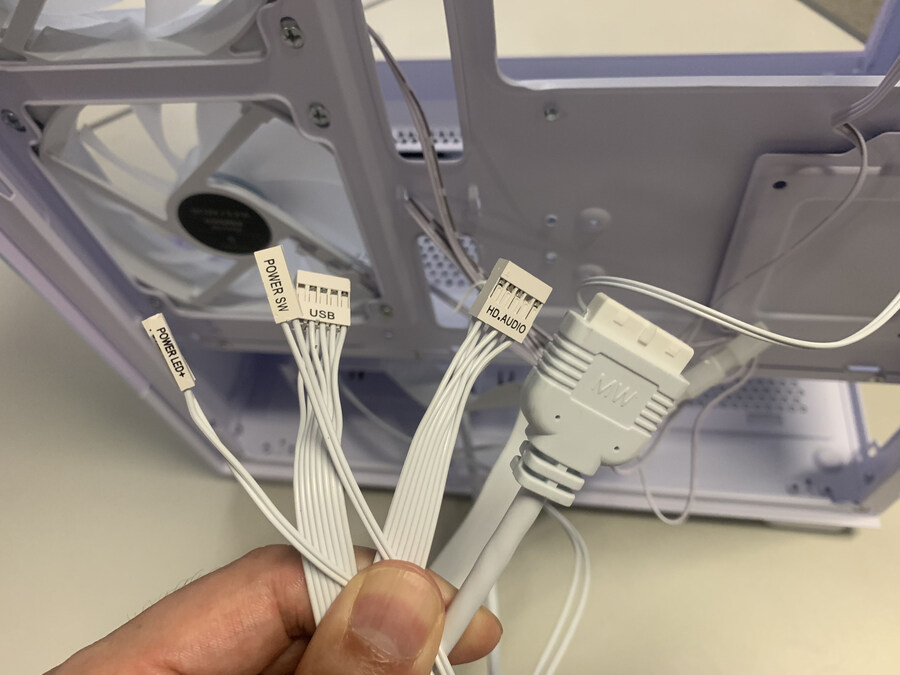 마이크로닉스 COOLMAX 멜로디 View 화이트 케이스_10.jpg