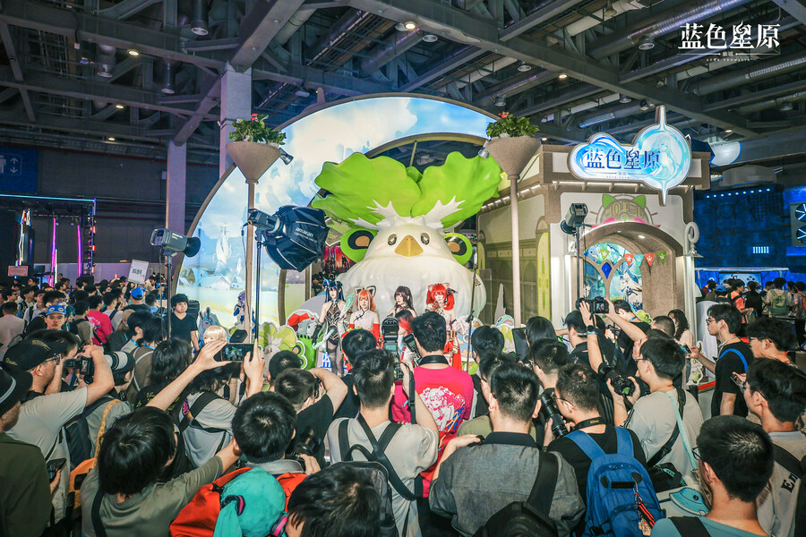 빌리빌리 월드 2024 공식 부스 사진 모음_3.jpg