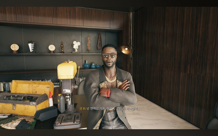 좀비 겜의 클리셰를 현실적으로 비꼬는 NPC(전작 주인공)_6.jpg