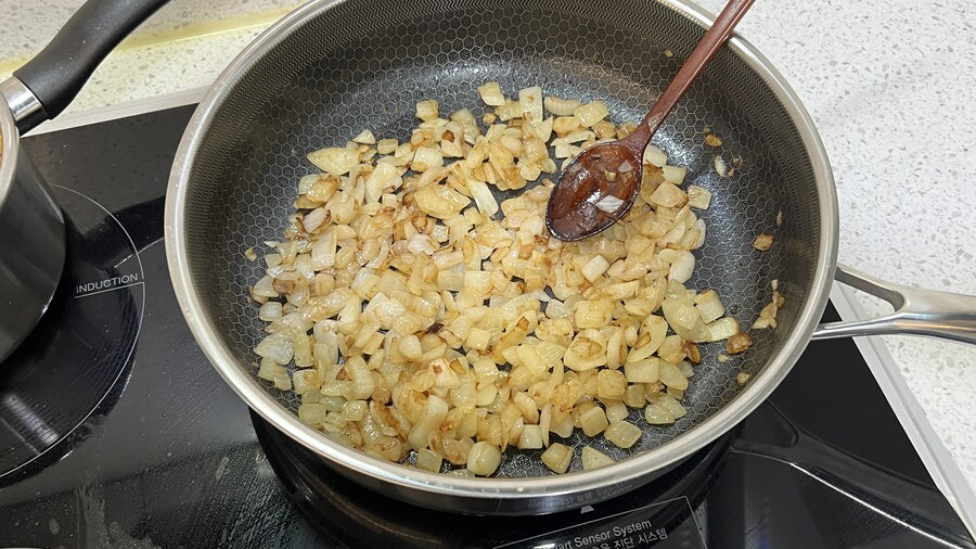 던전밥의 참수 (미궁) 토끼 카레라이스 따라만들기._9.jpg