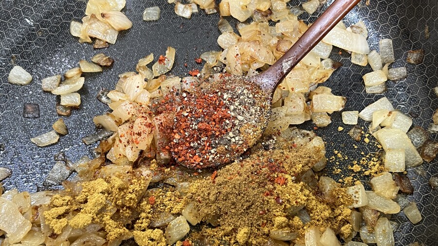 던전밥의 참수 (미궁) 토끼 카레라이스 따라만들기._17.jpg