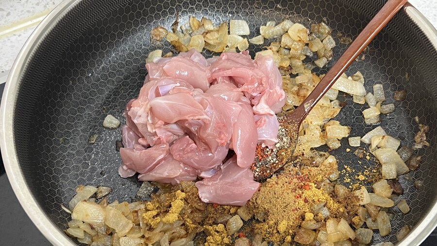 던전밥의 참수 (미궁) 토끼 카레라이스 따라만들기._23.jpg