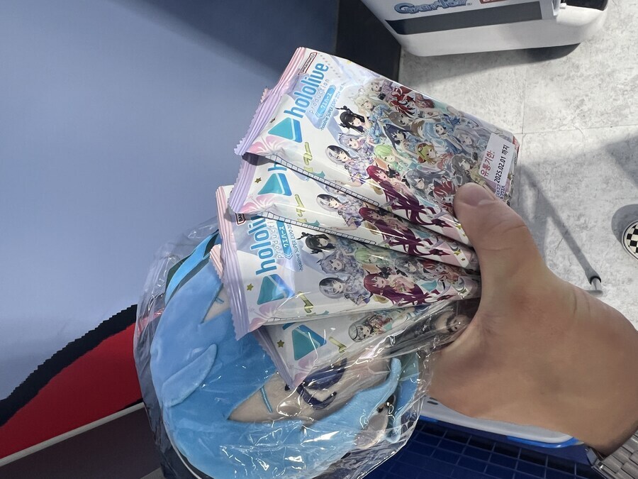 버튜버)라이브루리 근튜버 도라점장 팬미팅 후기_13.jpg