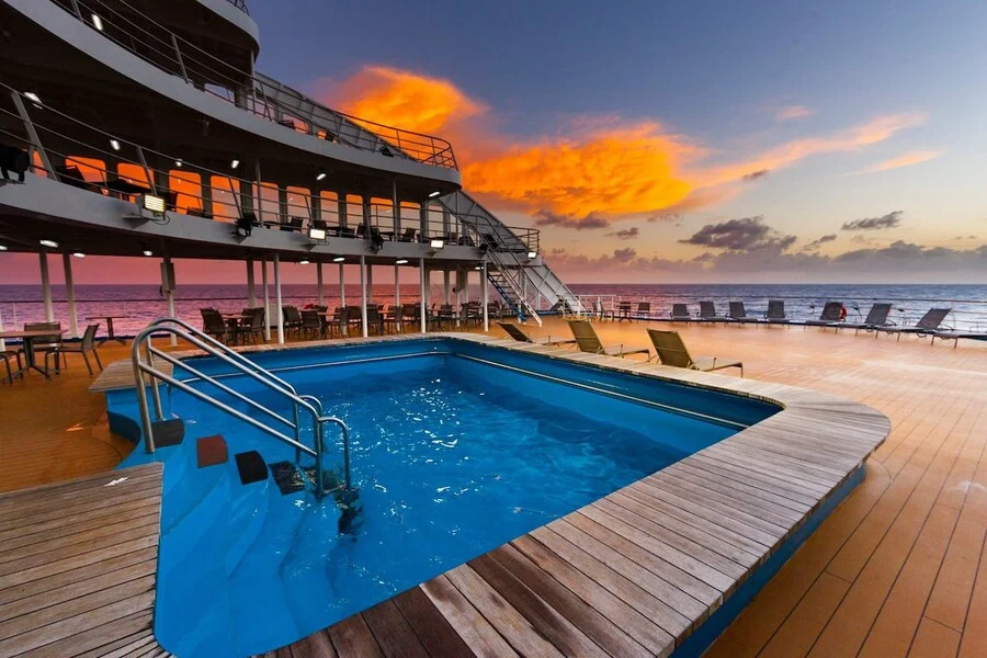 파리올림픽에서 자기네들만 초호화 숙박시설 묵는 선수들.JPG_10.webp