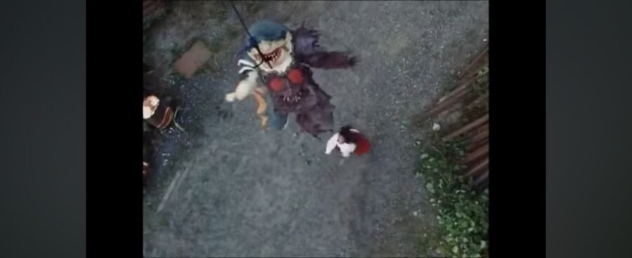 전대물)여성멤버가 괴수를 유인한 방법_29.jpg