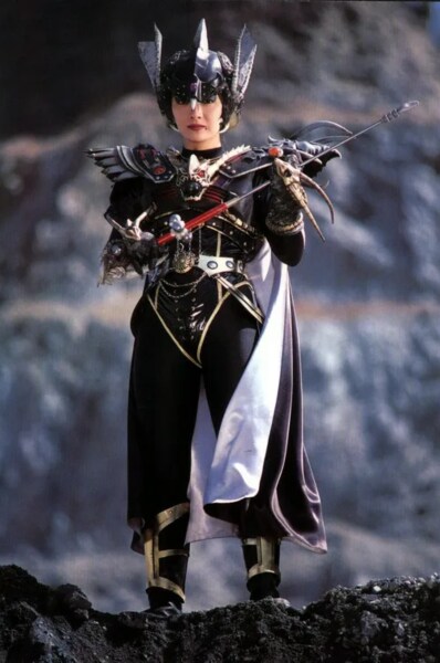 더빙) 슈퍼전대를 더빙으로 보다가 원본을 보면 응? 싶은 캐릭터 두 명_2.png