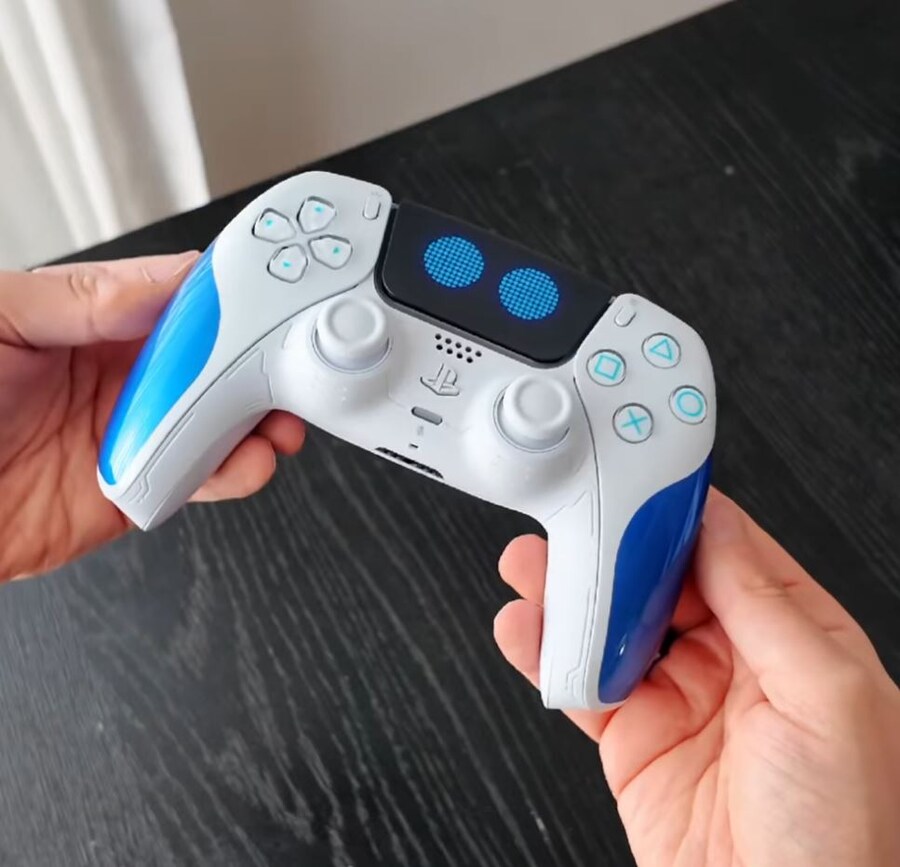 아스트로봇 듀얼센스 컨트롤러 유광느낌_1.jpg