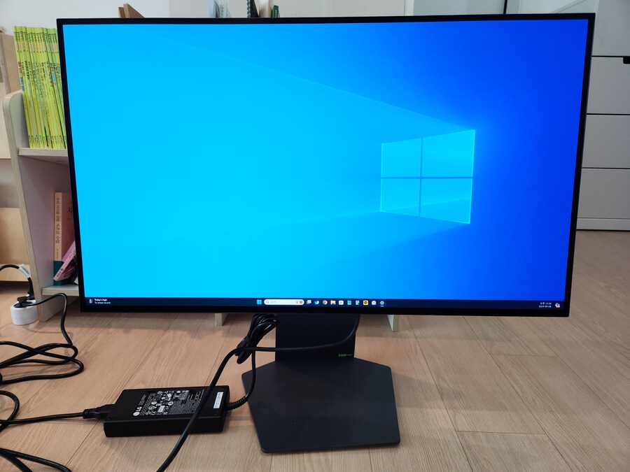 모니터를 샀더니 울트라기어 키캡을 줬네요_1.jpg