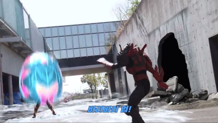 [가면라이더 리바이스] 파워 인플레에 밀려난 폼이 활약하다_5.jpg