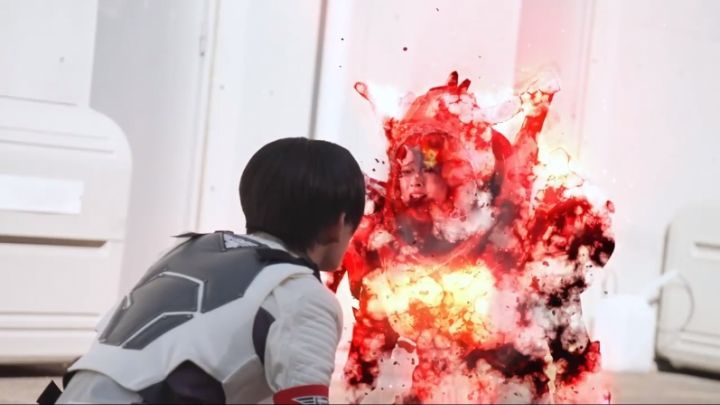 [가면라이더 리바이스] 파워 인플레에 밀려난 폼이 활약하다_35.jpg