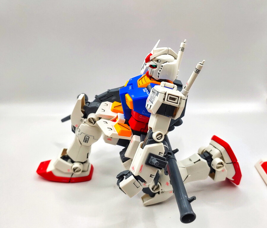 [MG] RX-78-2 퍼스트 건담 Ver.Ka_20.jpg