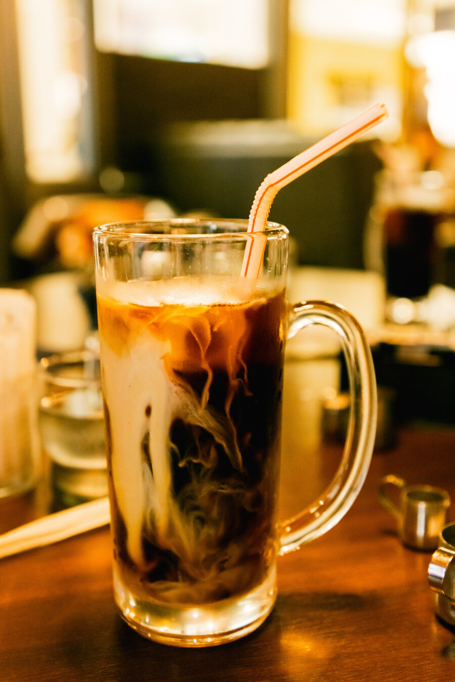 [후쿠오카 디저트]오죠사마 할거같은 직원이 인상적인 '호시노커피' 캐널시티점_2.jpg