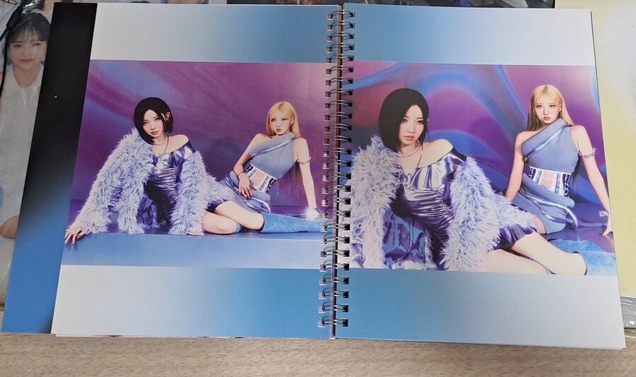 BABYMONSTER 1st FULL ALBUM [DRIP] BINDER Ver._13.jpg
