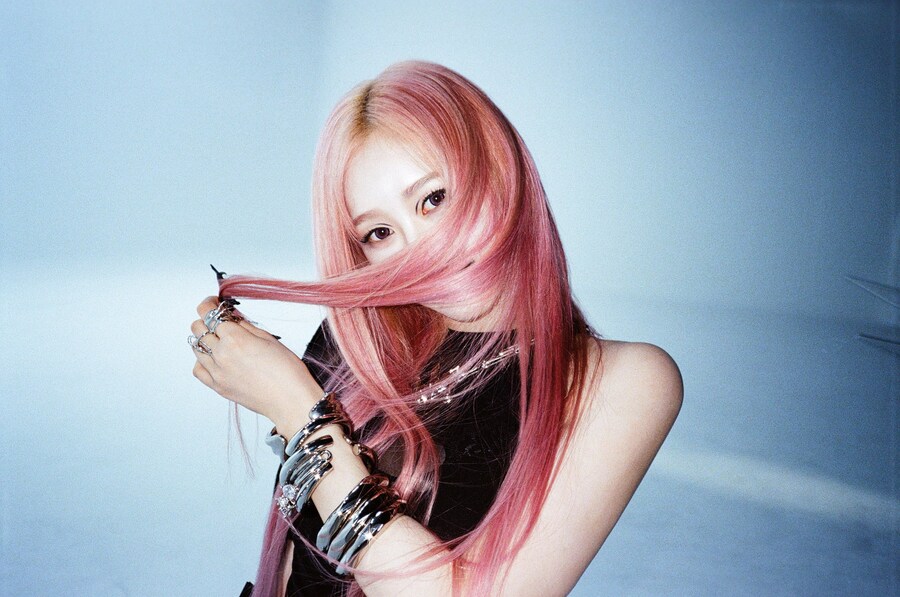 [에스파] Dopamine (지젤 솔로) 2024 Live Tour in 서울_2.jpg