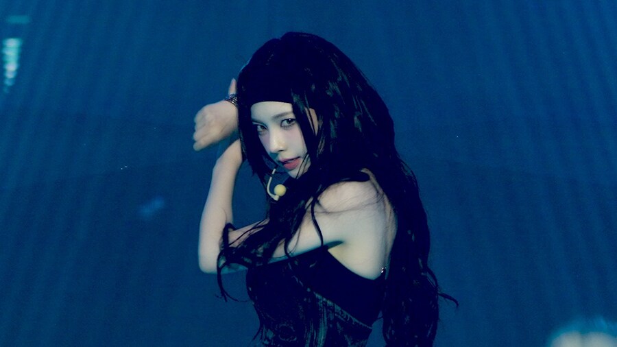 [에스파] UP (카리나 솔로) 2024 Live Tour in 서울_1.jpg