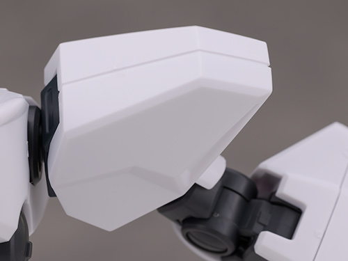 HG 1/144 드라고나 3 리프터 3 장비 타입 해외 리뷰_37.jpg