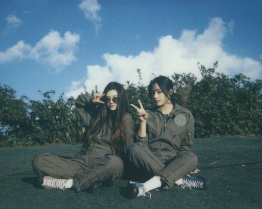 [뉴진스] 모다니 버킷리스트 : 이미 우린 저기 멀리🦅높이 있는 풍선 같이🪂_3.jpg