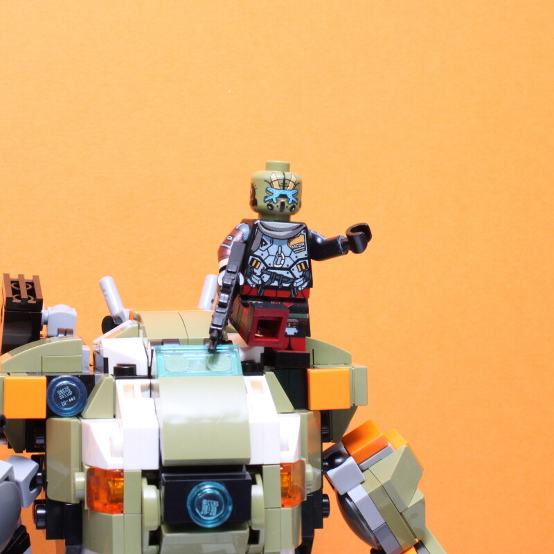 레고로 만든 타이탄폴+파일럿_3.jpg