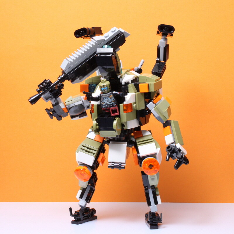 레고로 만든 타이탄폴+파일럿_8.jpg