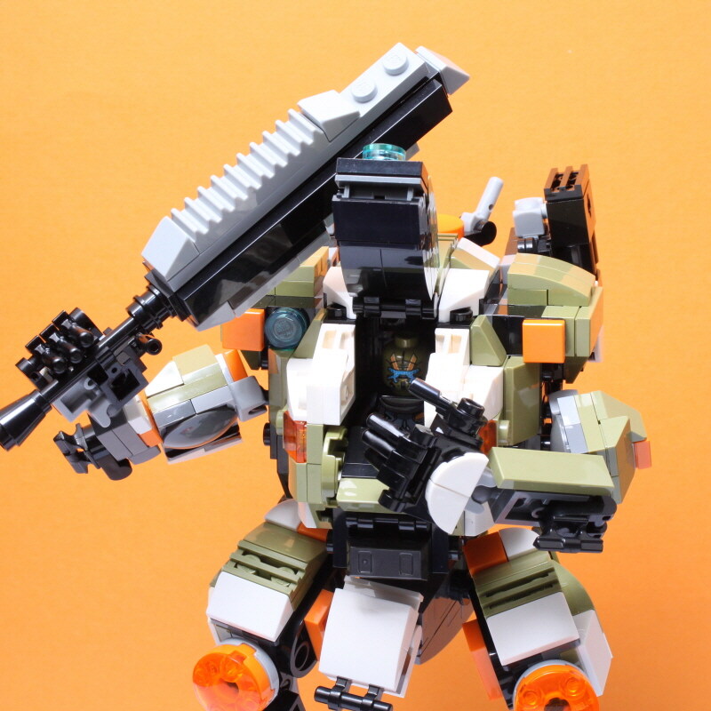 레고로 만든 타이탄폴+파일럿_10.jpg