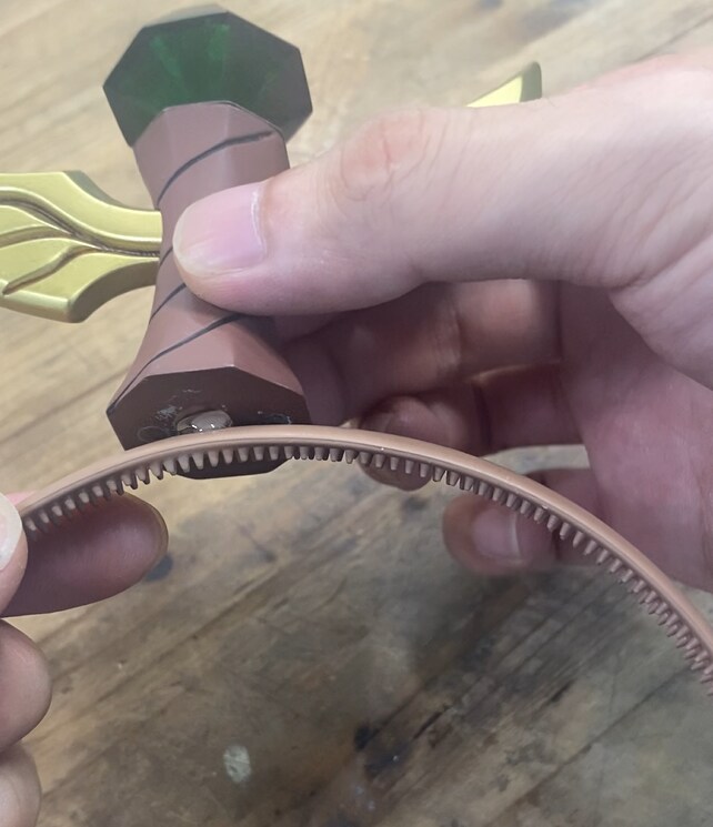 3D 프린터로 만든 롤 와드 머리띠_15.png