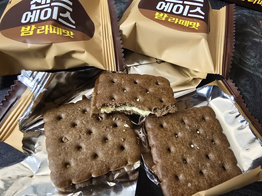 [신제품] 해태 샌드에이스 밤 라떼맛_2.jpg