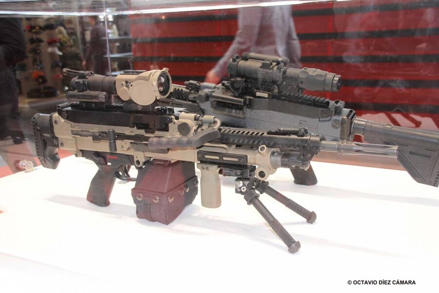 HK421_5.jpg