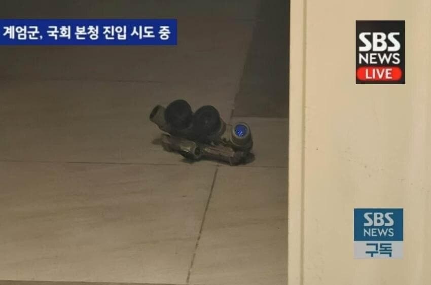 정보) 특전사가 놓고간 야투경 가격_1.jpg