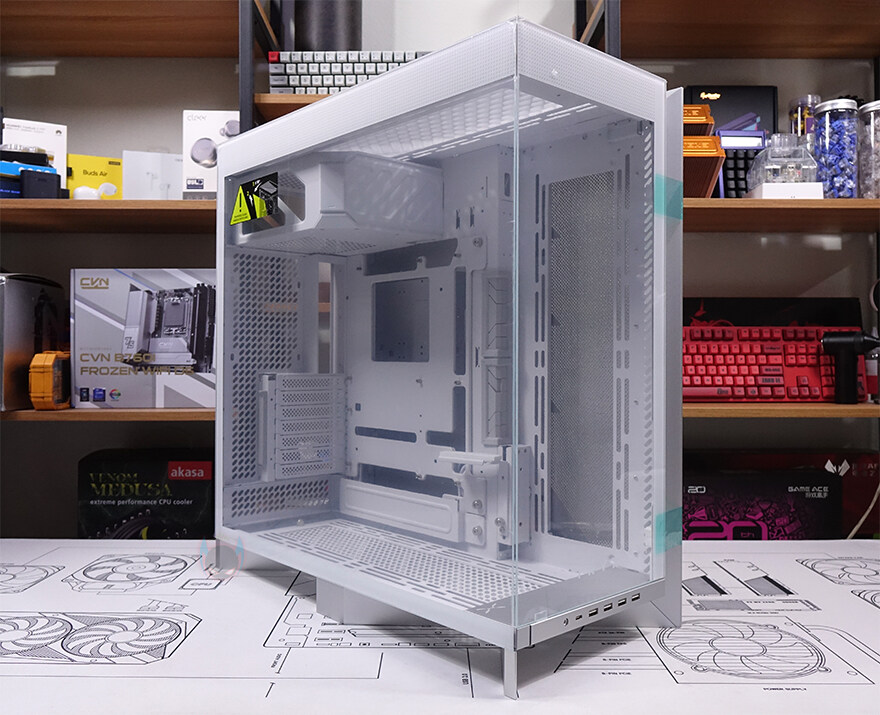 차별화된 플래그십 미들타워 어항케이스! - TRYX LUCA L70_20.jpg