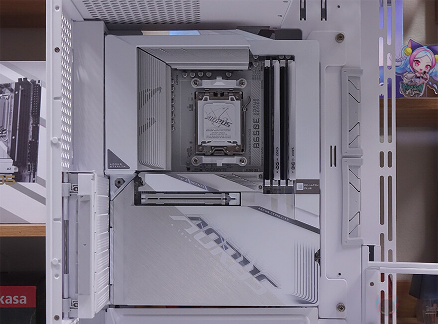 차별화된 플래그십 미들타워 어항케이스! - TRYX LUCA L70_82.jpg