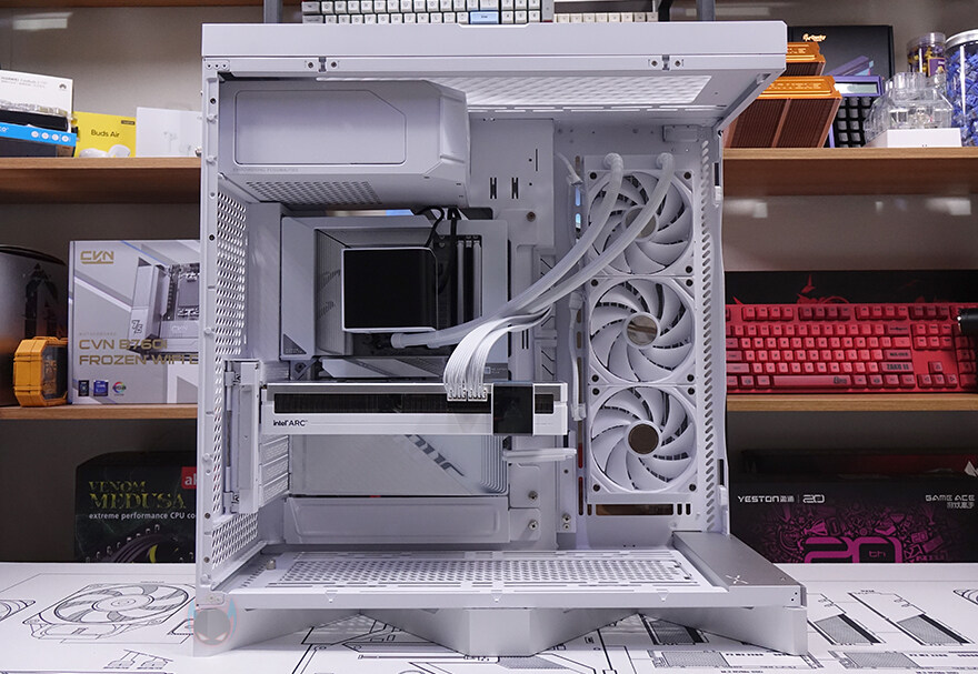 차별화된 플래그십 미들타워 어항케이스! - TRYX LUCA L70_86.jpg