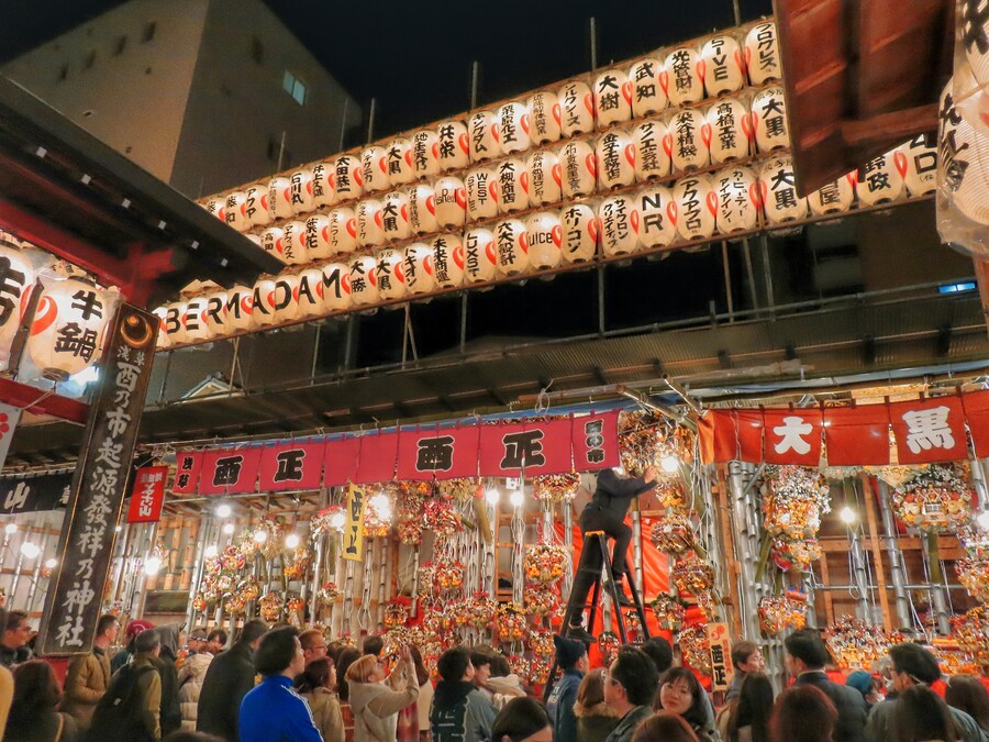 오오토리 신사의 토리노이치 축제_10.jpg