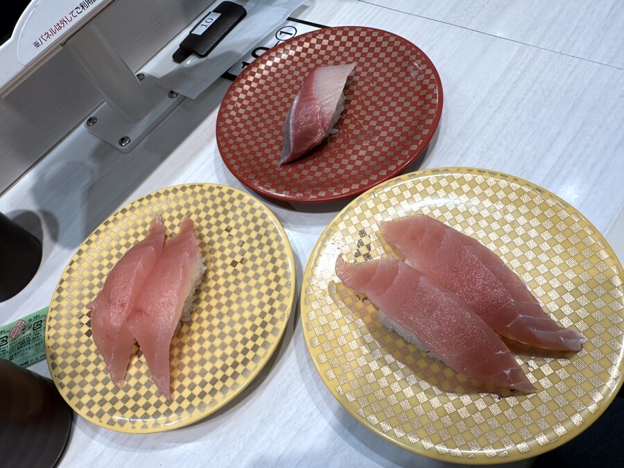우오베이 회전초밥_3.jpg