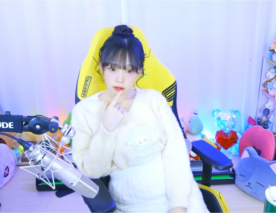 새봄TV] 로블록스 새봄추와 함께 낚시하기~!_1.png