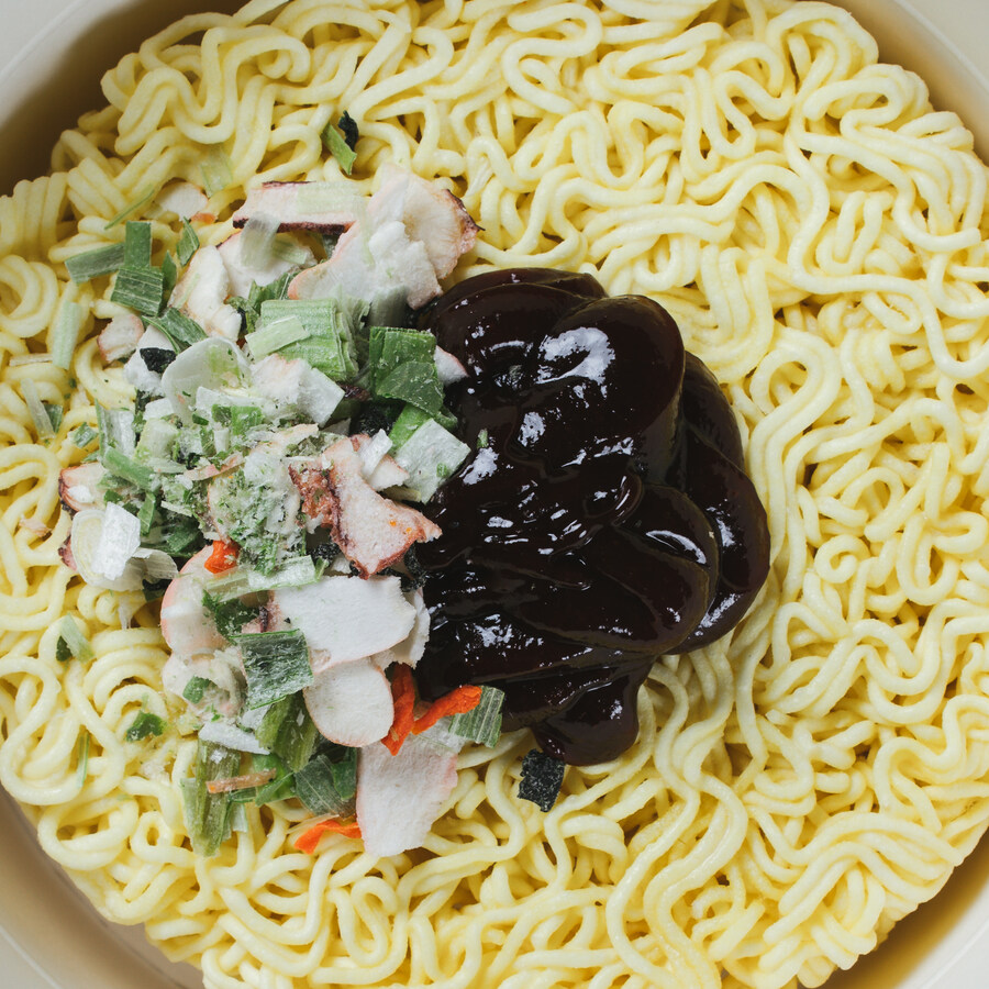 더 미식 - 오징어라면 컵_3.jpg