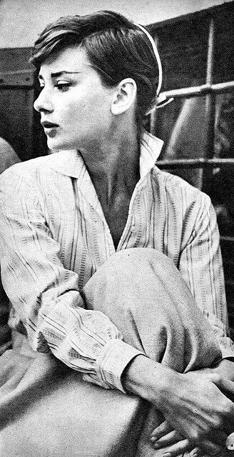 숏컷 헤어 최종보스같은 존재_1.jpg