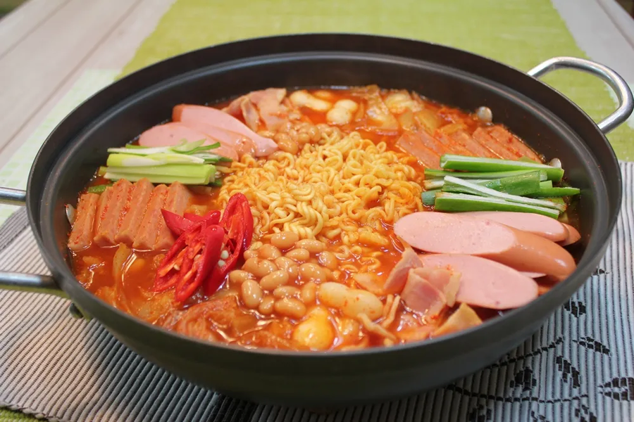 라면에 넣어먹으면 무조건 맛있는 것_1.webp