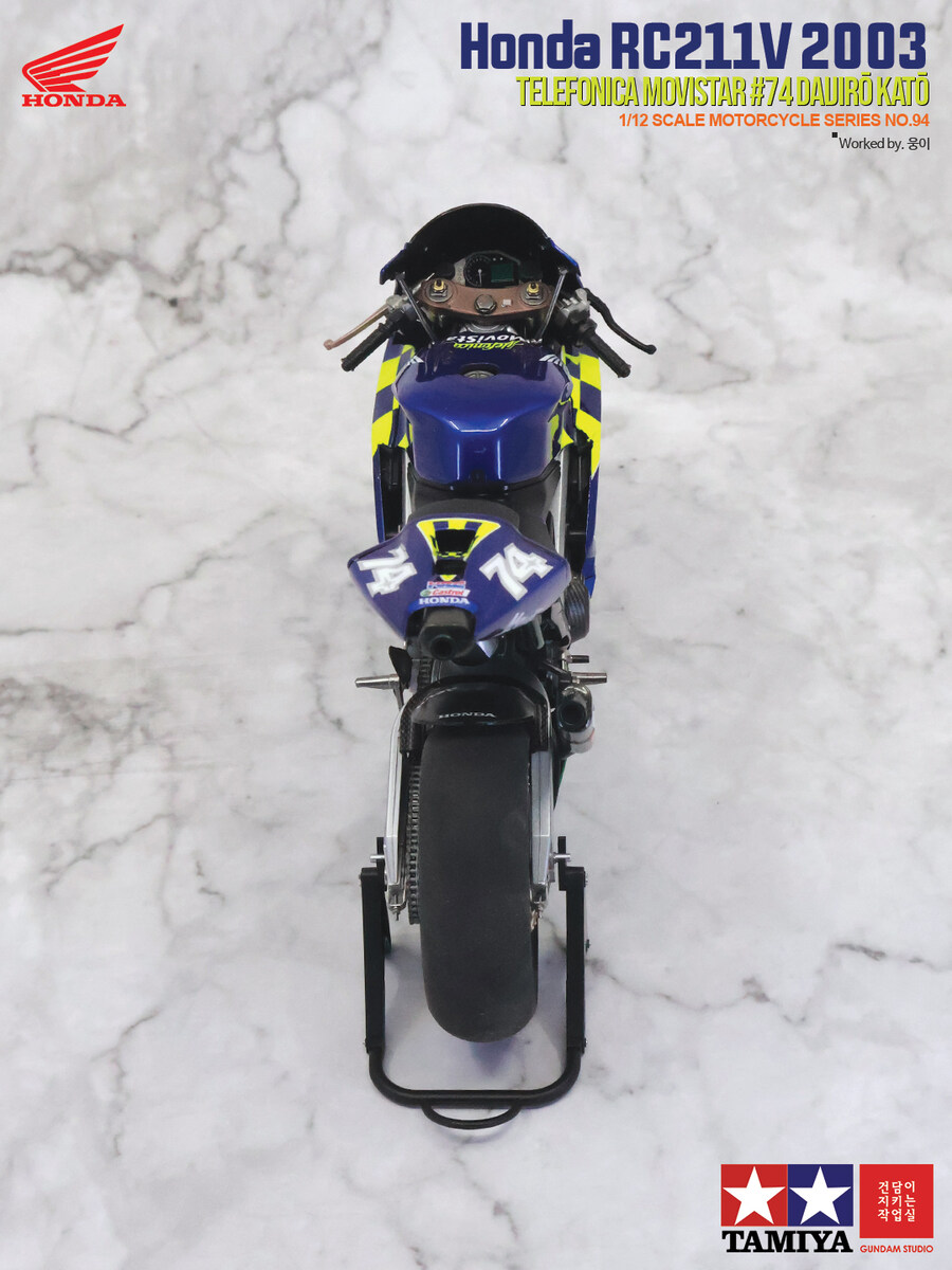 Honda RC211V 03 Telefonica Movistar #74_20.jpg