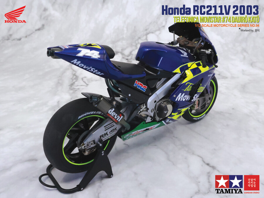 Honda RC211V 03 Telefonica Movistar #74_27.jpg