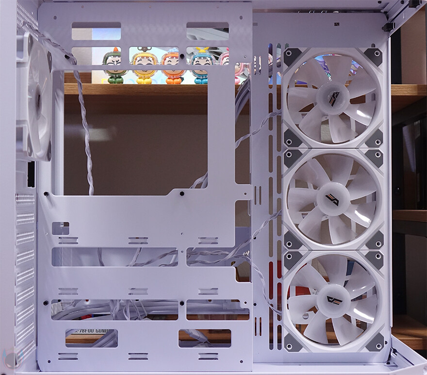 가장 레퍼런스적인 3면 컴퓨터 어항케이스! - 다크플래쉬 DQX80_39.jpg