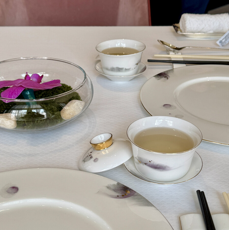 마카오 미슐랭 1스타 지얏힌(Zi Yat Heen)_2.jpg