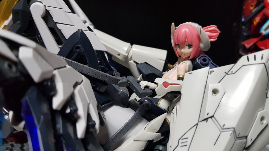 [메가미디바이스] 바렛나이트 랜서 with 루시퍼즈 페가서스_2.jpg