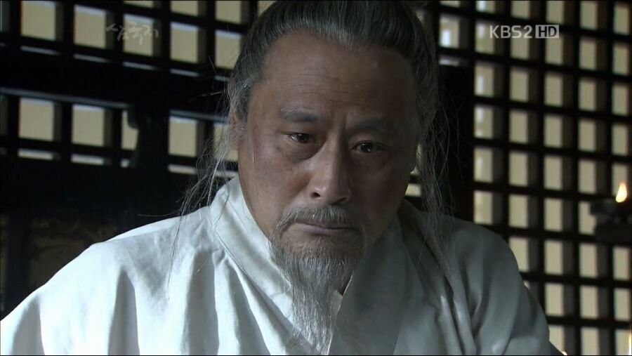 조조 "순욱, 천자께 선물을 드려야겠는데 무엇이 좋겠는가"_6.jpg