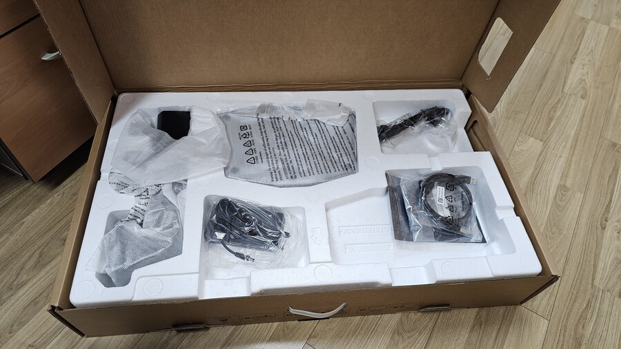 MSI MPG 274URF-QD 모니터 간단 사용기 입니다._2.jpg