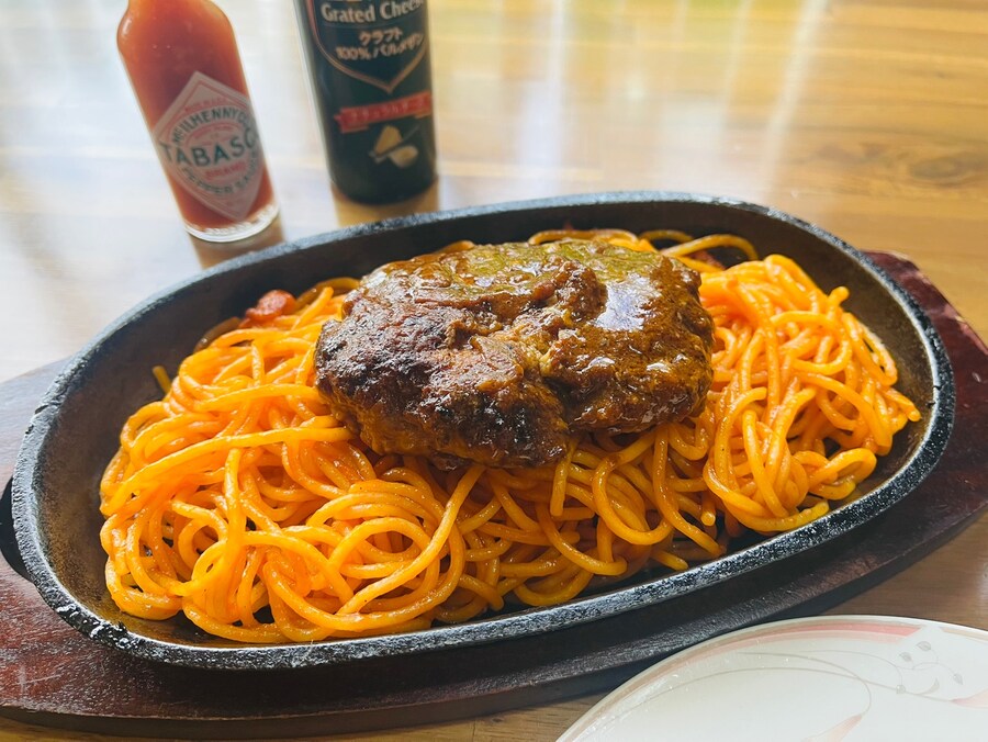 고쿠라역 부근 노포 다방에서 점심 "햄버거 스테이크 나폴리탄 & 밥"_6.jpg