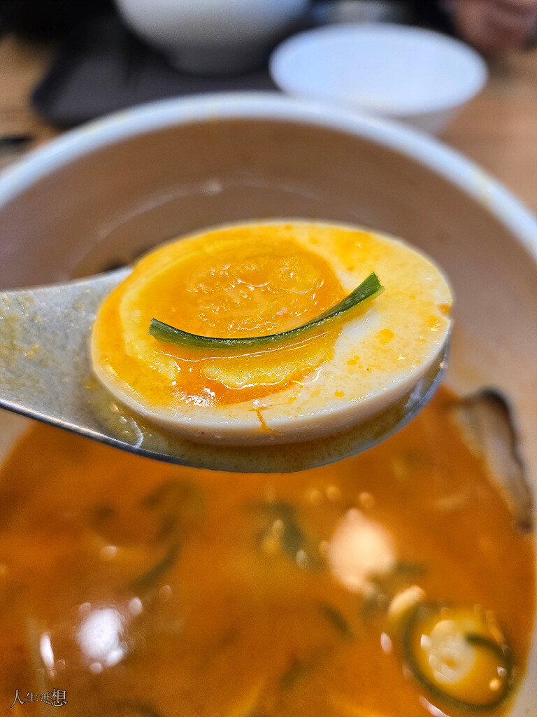 얼큰 돼지국밥, 풀(Full) 토핑 탄탄면._11.jpg